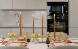 Mastering the Art of Hosting: Creating a Successful and Memorable Gathering at Home
